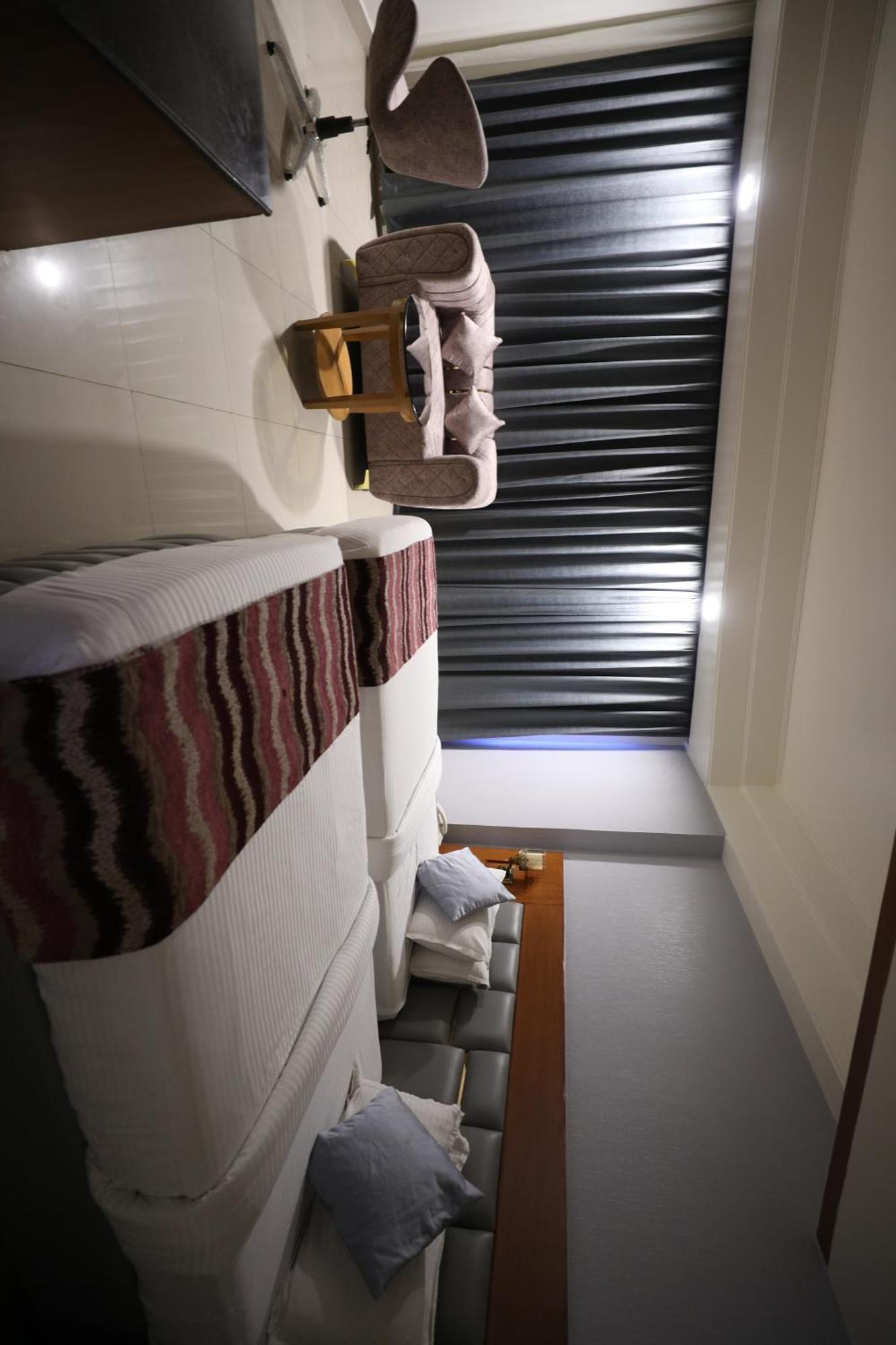 Eastin Hotels Hajdarábád Exteriér fotografie