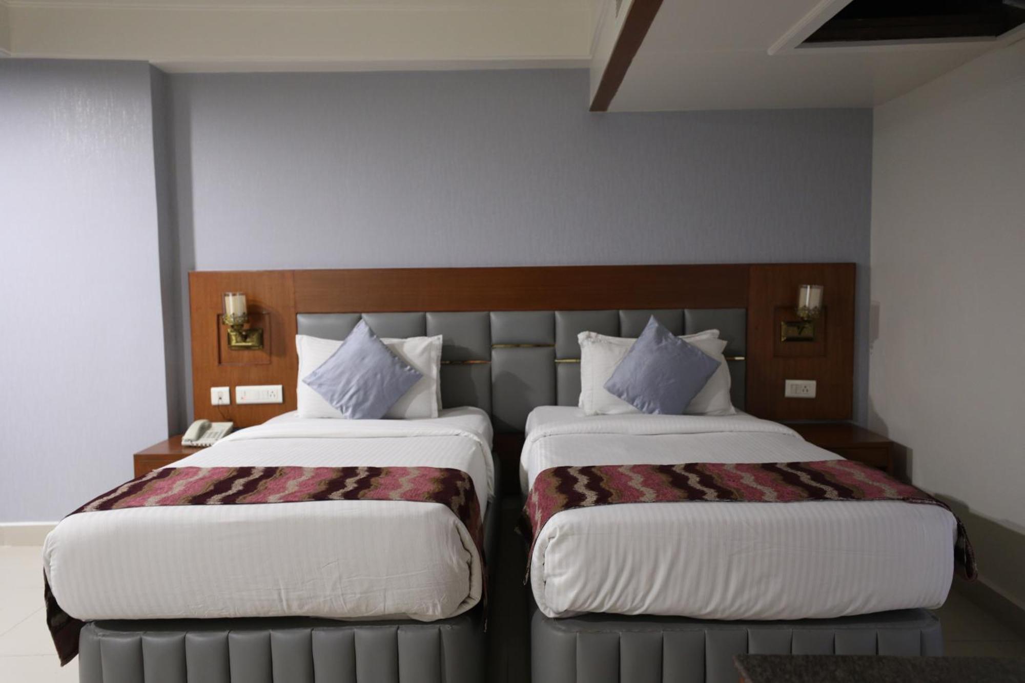 Eastin Hotels Hajdarábád Exteriér fotografie
